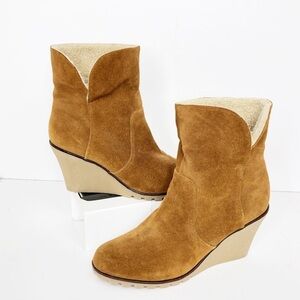 KELSI dagger brown suede Fontanne wedge ankle boots